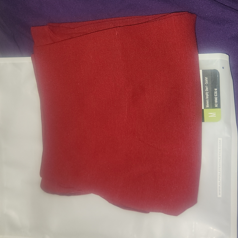 Alphalete Amplify short shorts